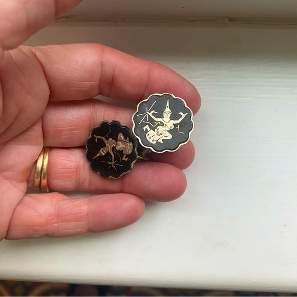 Vintage Jewelry - Vintage silver Asian clip on earrings